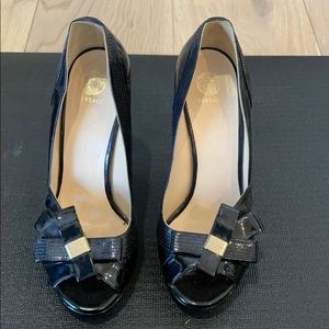 Versace high pumps with bow size 37